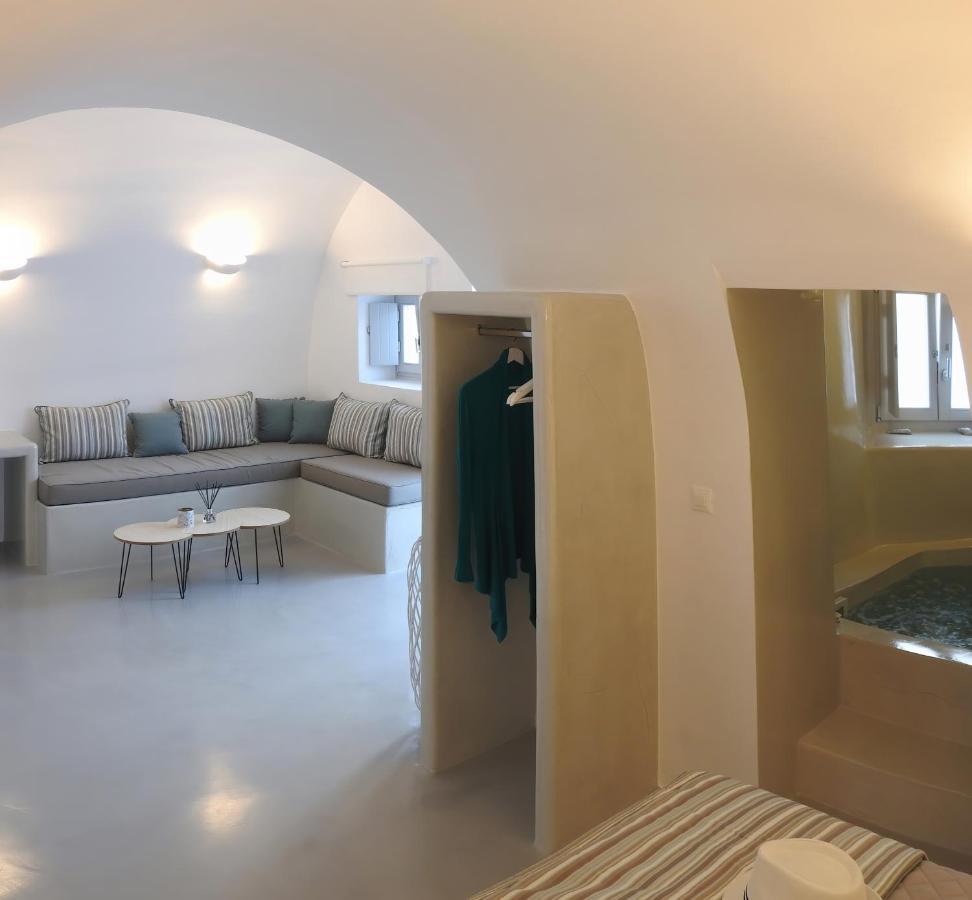Golden Stone Santorini Suites Akrotírion Exteriér fotografie