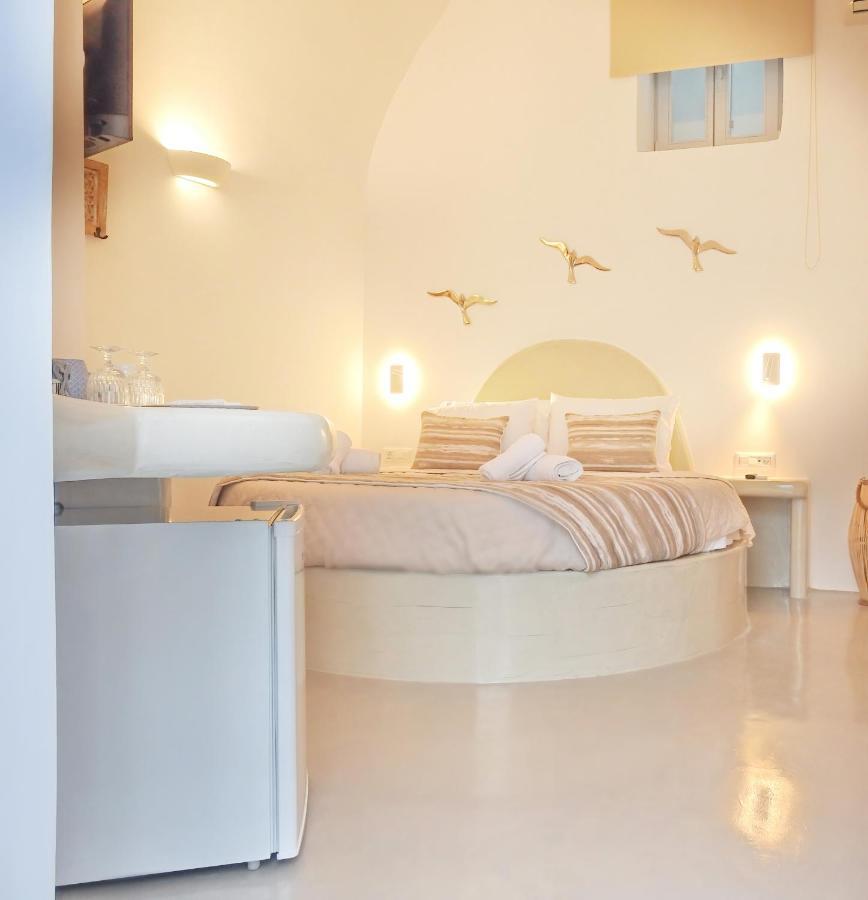 Golden Stone Santorini Suites Akrotírion Exteriér fotografie